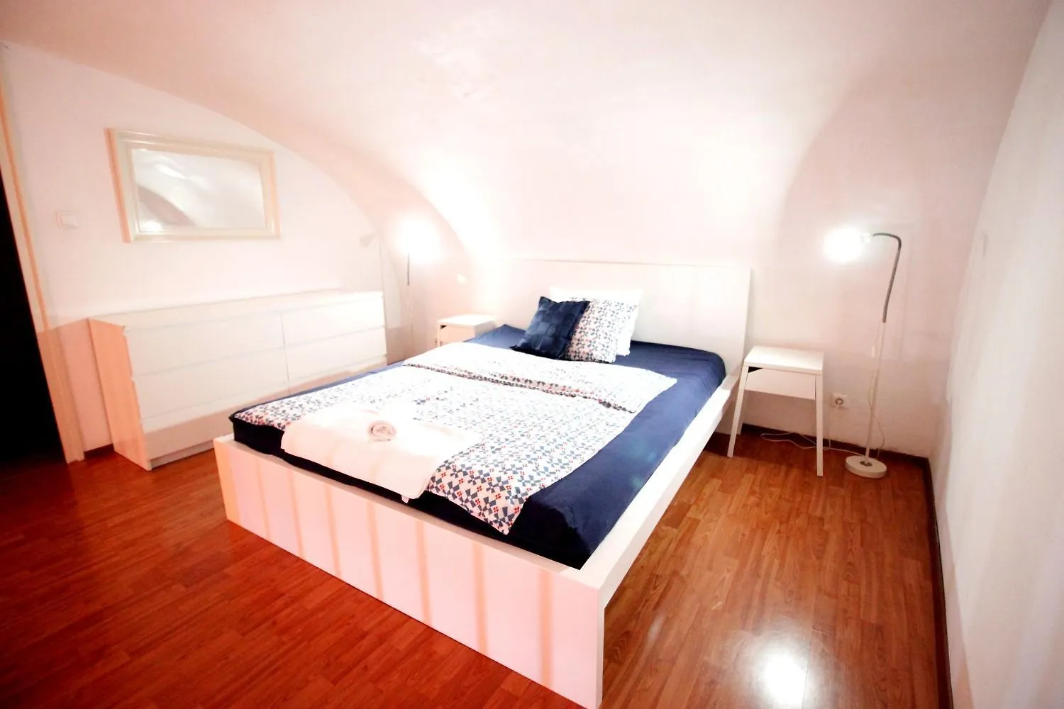 Budapest Easy Flat Oktogon Ungheria