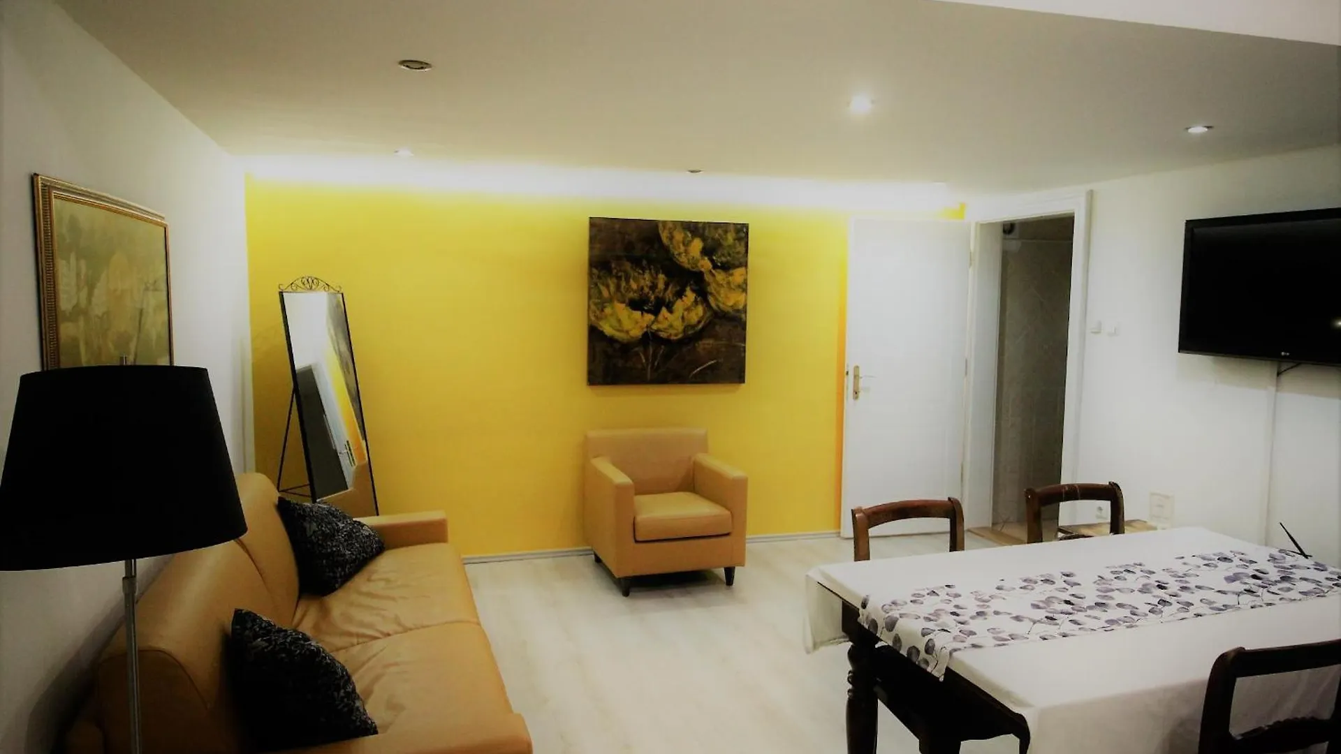 Budapest Easy Flat Oktogon Appartamento